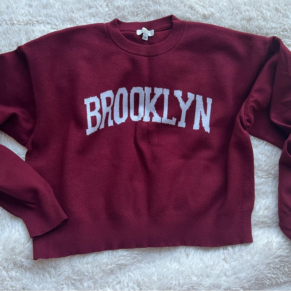 Maroon Crewneck Brooklyn Sweatshirt Relaxed Fit